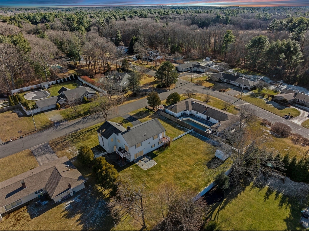 4 Michael Road Hingham, MA 02043 - Photo 2 of 41 Gallery Image 2