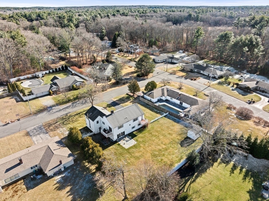 4 Michael Road Hingham, MA 02043 - Photo 3 of 41 Gallery Image 3