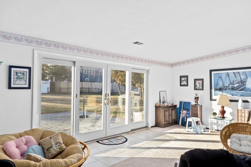 4 Michael Road Hingham, MA 02043 - Photo 6 of 41 Gallery Image 6