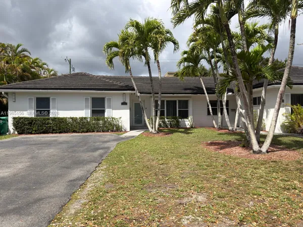 $4,500 | 11840 Southwest 81st Road, Unit 1, Pinecrest, FL 33156