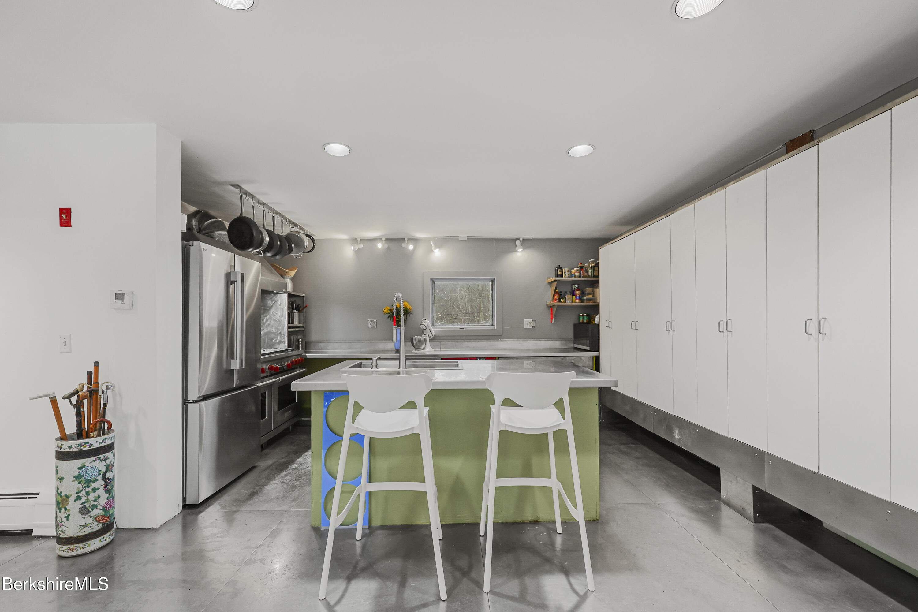 161 Otis Road Becket, MA 01223 - Photo 19 of 58 Kitchen
