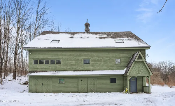 $560,000 | 161 Otis Road, Becket, MA 01223