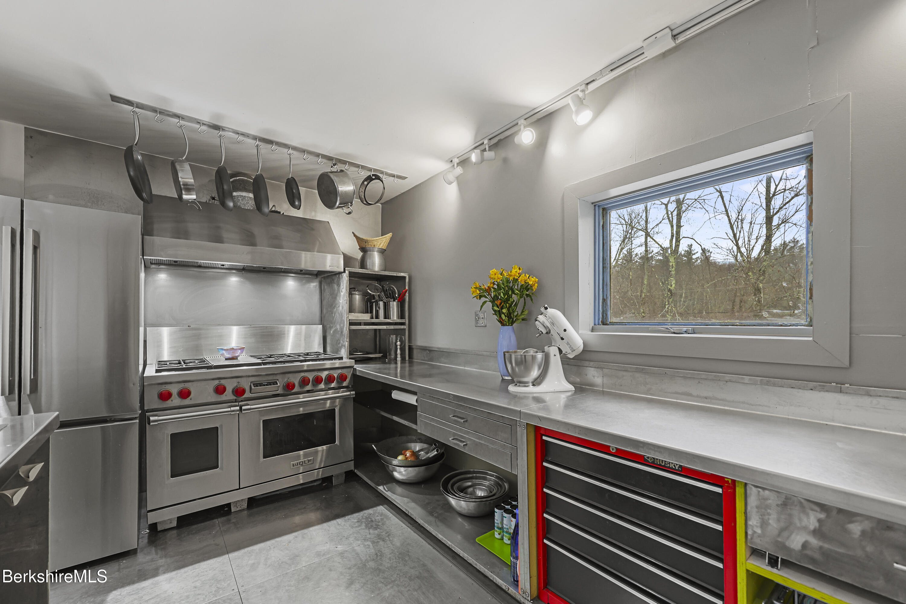 161 Otis Road Becket, MA 01223 - Photo 23 of 58 Kitchen