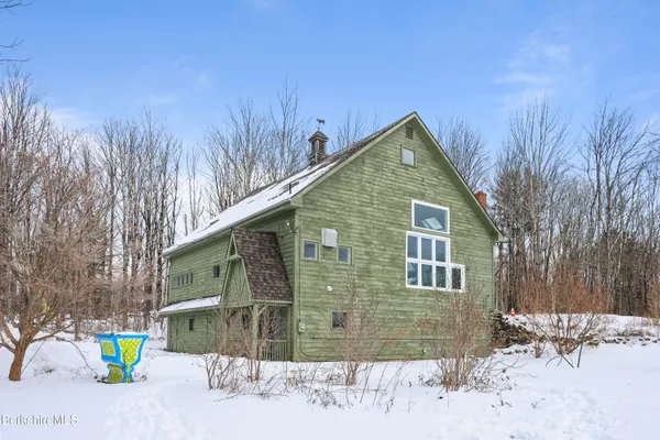 $560,000 | 161 Otis Road, Becket, MA 01223