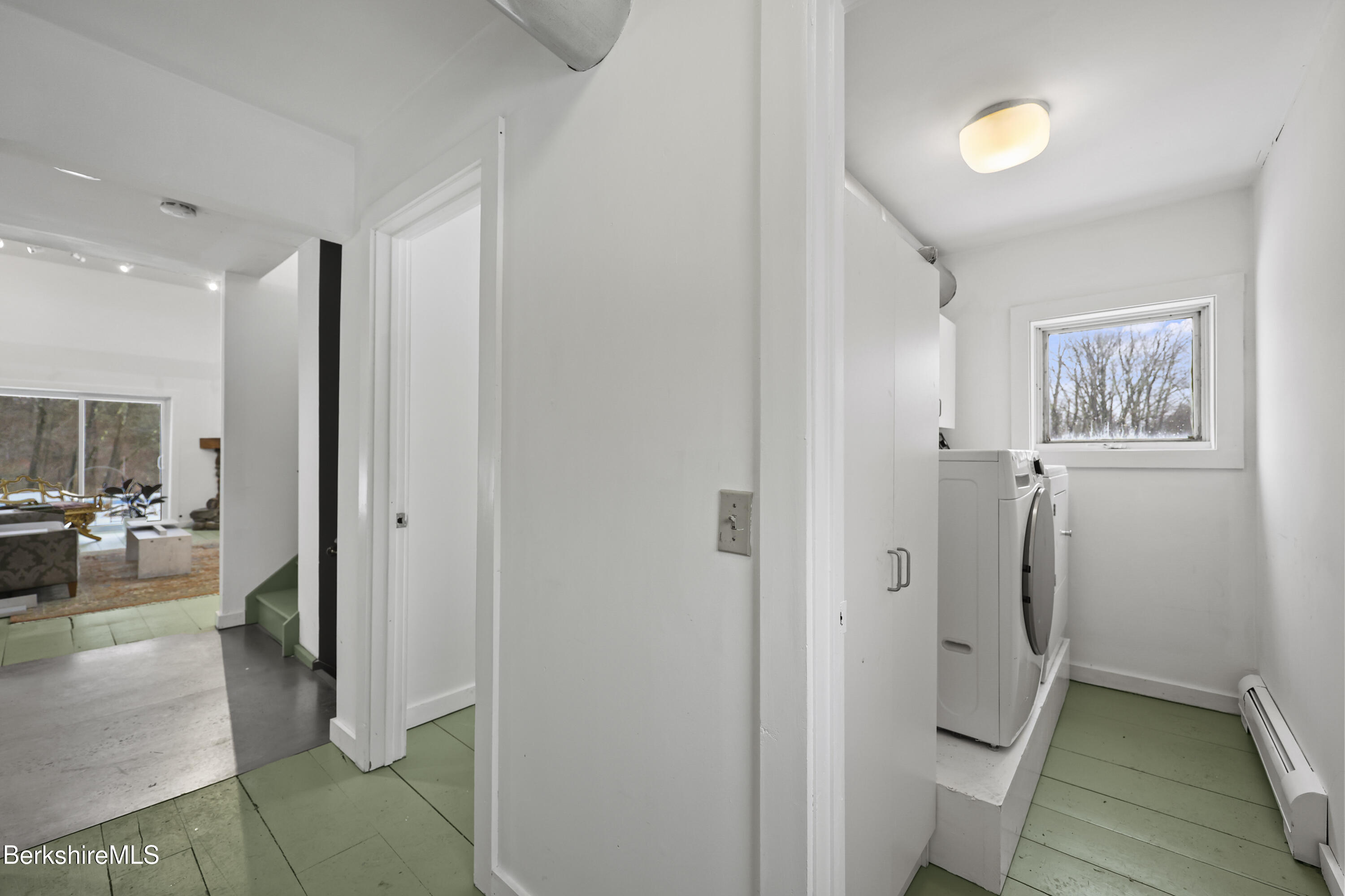161 Otis Road Becket, MA 01223 - Photo 31 of 58 Hallway