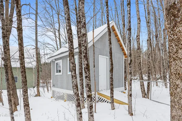 $560,000 | 161 Otis Road, Becket, MA 01223