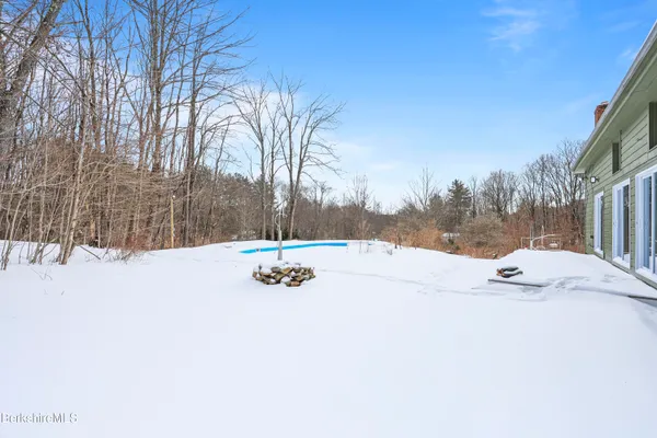 $560,000 | 161 Otis Road, Becket, MA 01223