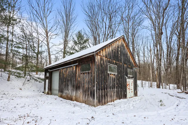 $599,000 | 161 Otis Road, Becket, MA 01223