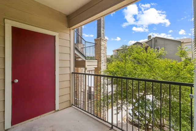 $159,000 | 2320 Gracy Farms Lane, Unit 522, Austin, TX 78758