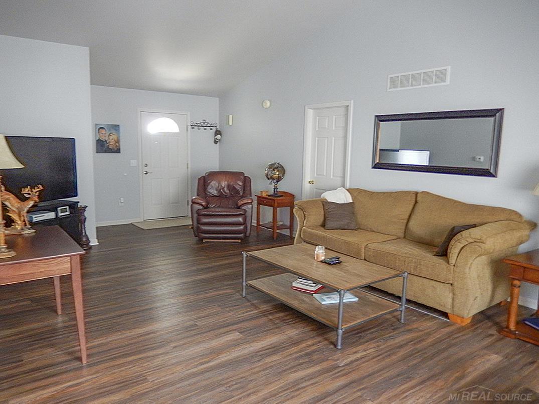 10701 Wilkinson Road Lennon, MI 48449 - Photo 4 of 44 31333130-3.JPG