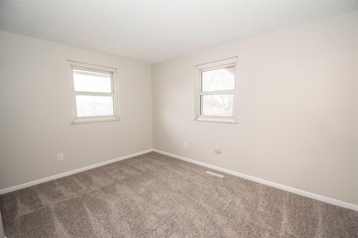 6320 Hemingway Road Huber Heights, OH 45424 - Photo 12 of 21 Gallery Image 12