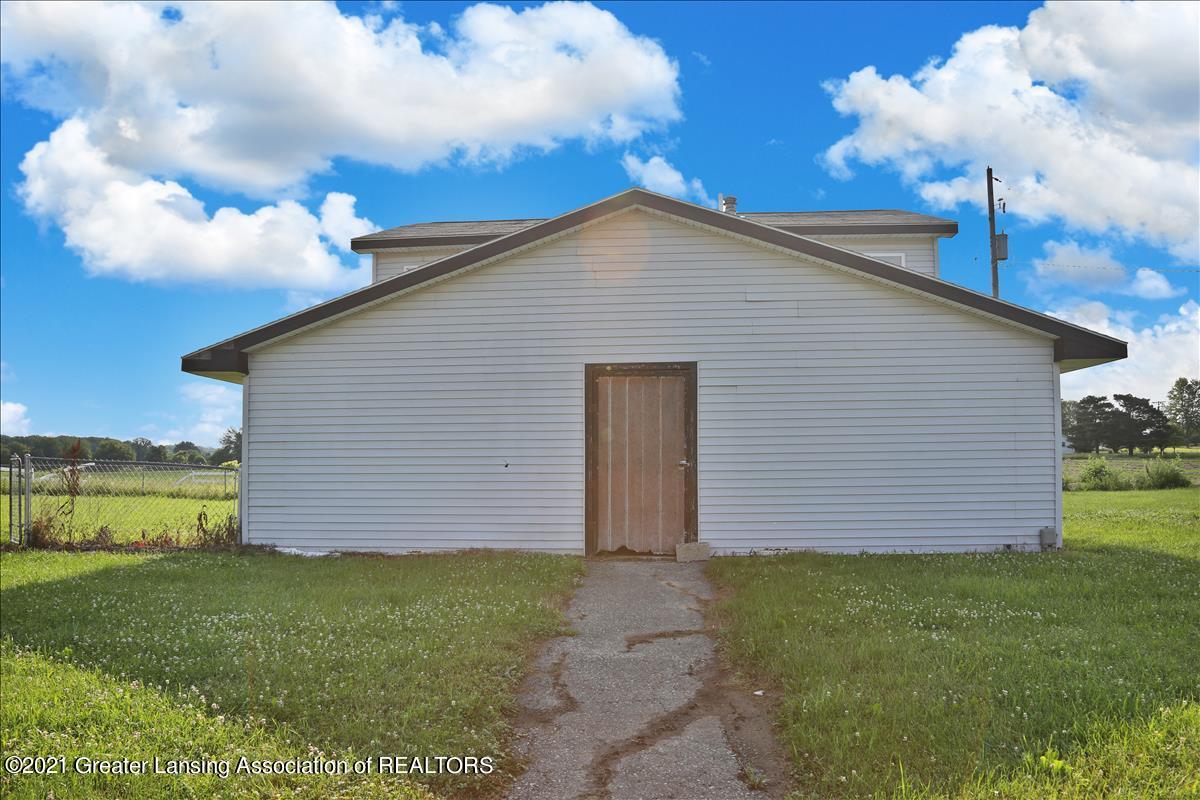 7365 Pittsburg Road Durand, MI 48429 - Photo 44 of 48 Nstalls entrance