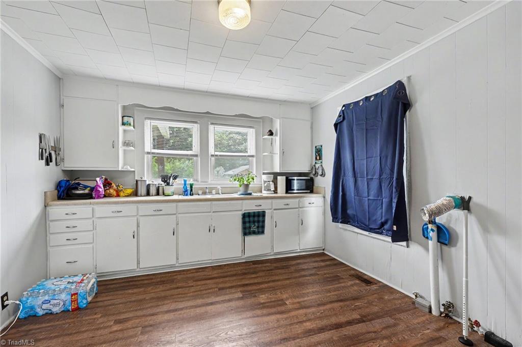 809 Arthur Avenue High Point, NC 27263 - Photo 38 of 50 Gallery Image 38