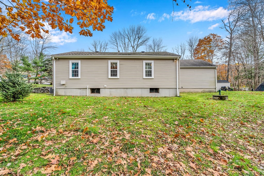 487 Chestnut Hill Road Millville, MA 01529 - Photo 4 of 34 Gallery Image 4