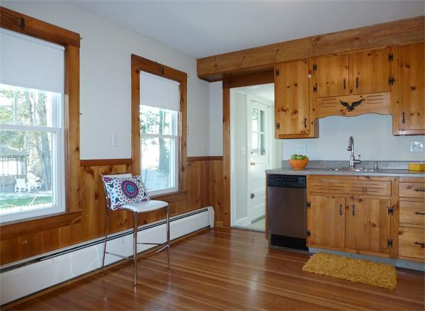 18 Chestnut Street West Springfield, MA 01089 - Photo 12 of 25 Gallery Image 12