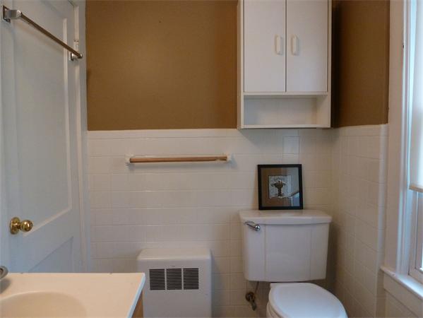 18 Chestnut Street West Springfield, MA 01089 - Photo 17 of 25 Gallery Image 17