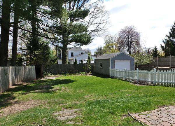 18 Chestnut Street West Springfield, MA 01089 - Photo 25 of 25 Gallery Image 25