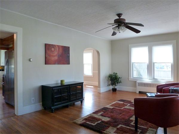 18 Chestnut Street West Springfield, MA 01089 - Photo 5 of 25 Gallery Image 5