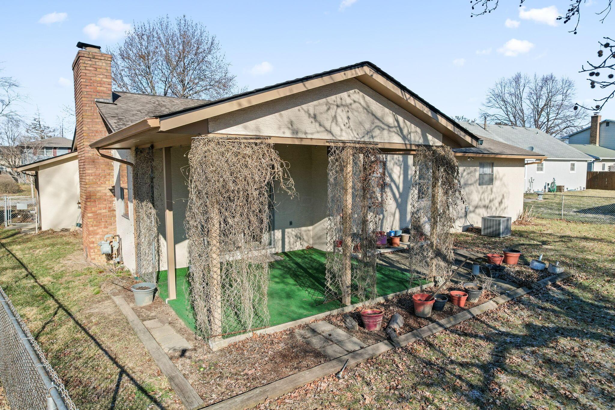 6066 Sandgate Road Columbus, OH 43229 - Photo 40 of 47 55-web-or-mls-DJI_0947