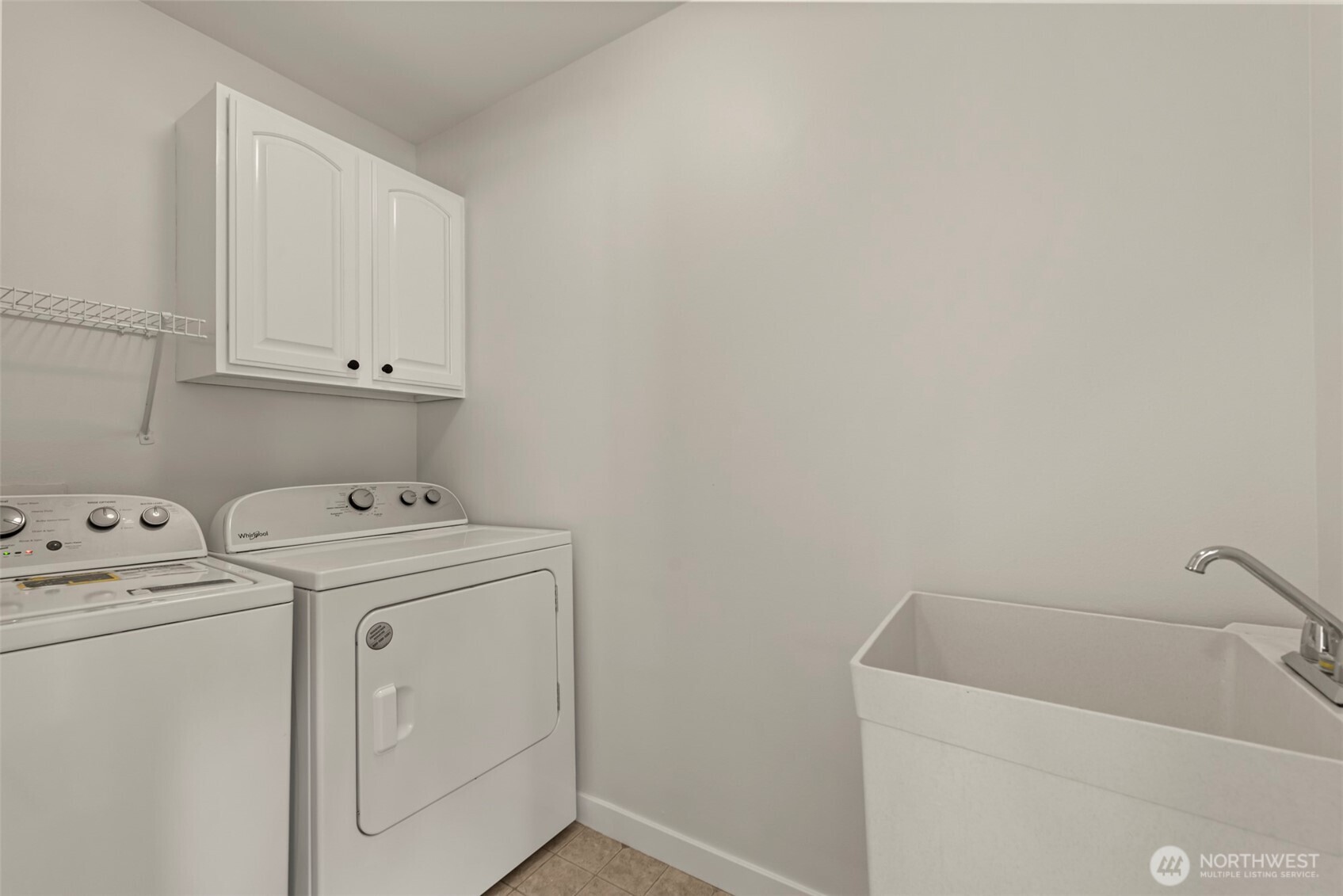 765 Vashon Avenue Northeast Renton, WA 98059 - Photo 23 of 27