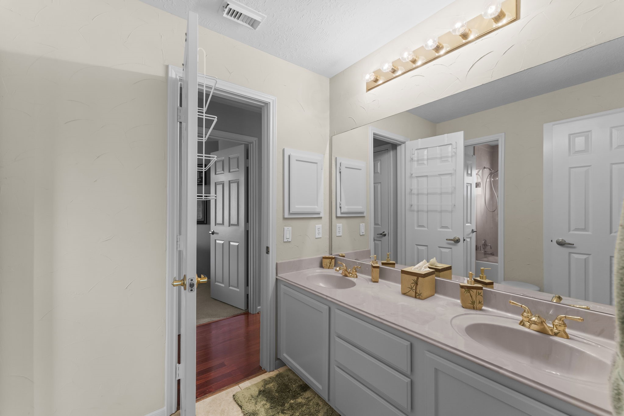 18434 Big Cypress Drive Spring, TX 77388 - Photo 39 of 39 Jack & Jill bathroom with double vanity