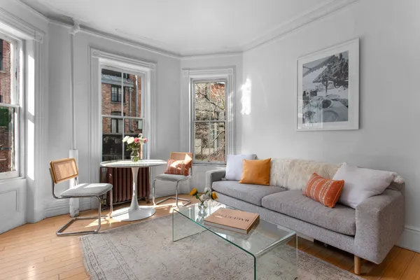 $11,500 | 274 West 12th Street, Unit 2 | West Village