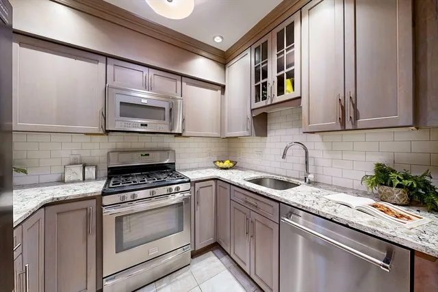 $4,500 | 111 West 8th Street, Unit 3, Boston, MA 02127