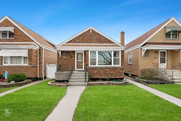 $389,900 | 4143 West Marquette Road, Chicago, IL 60629