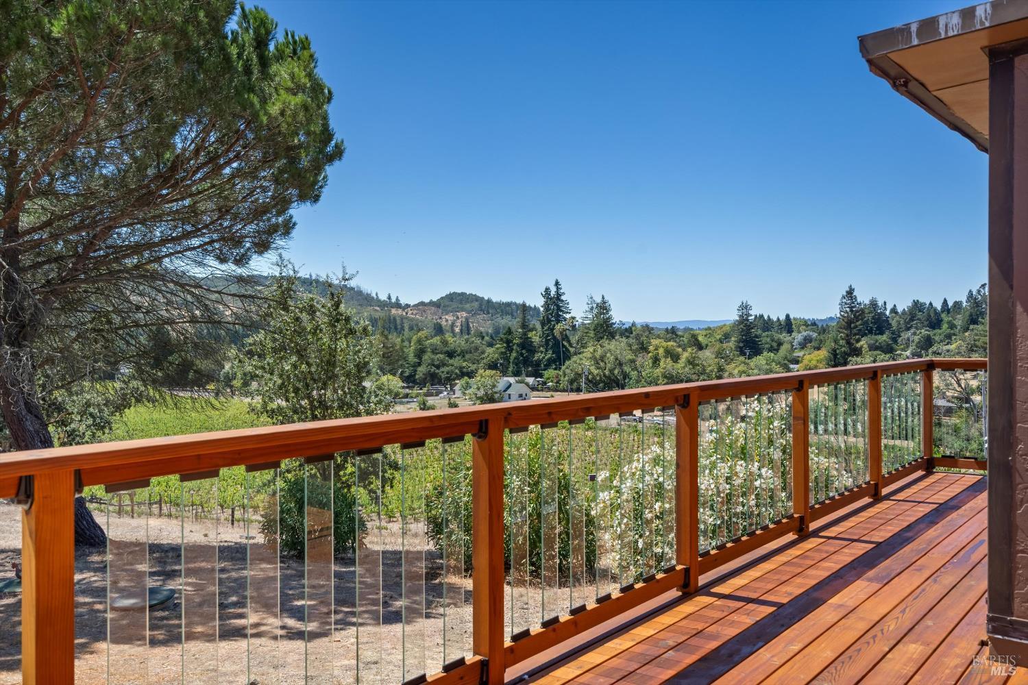 6279 Melita Road Santa Rosa, CA 95409 - Photo 12 of 41 New front deck