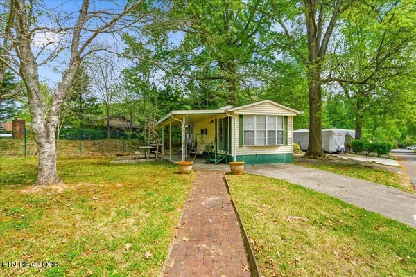 $159,900 | 176-177 Highway 73 Townsend Tn 37882, Townsend, TN 37882