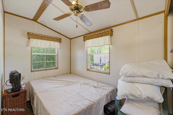 $159,900 | 176-177 Highway 73 Townsend Tn 37882, Townsend, TN 37882