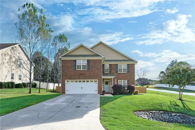 $469,000 | 305 High Knoll Drive, Walkertown, NC 27051