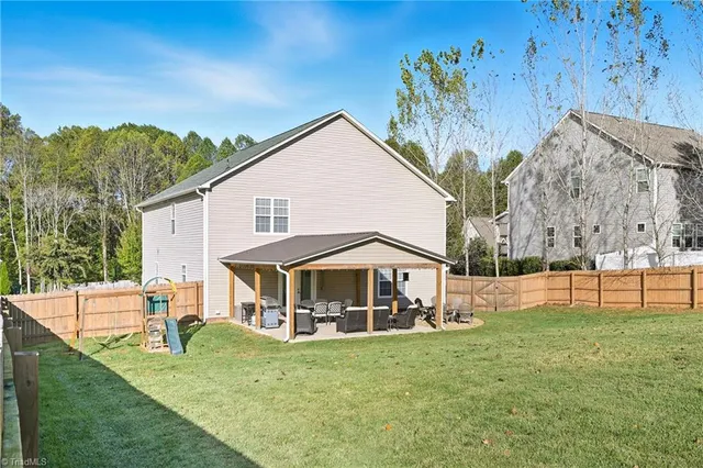 $469,000 | 305 High Knoll Drive, Walkertown, NC 27051