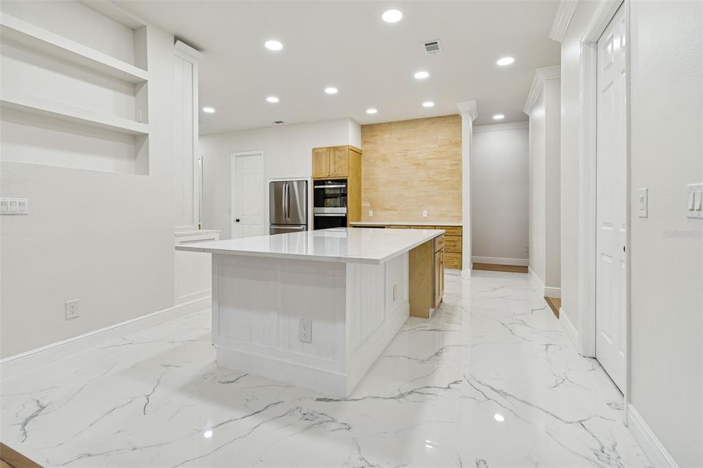 18909 Apian Way Lutz, FL 33558 - Photo 14 of 66