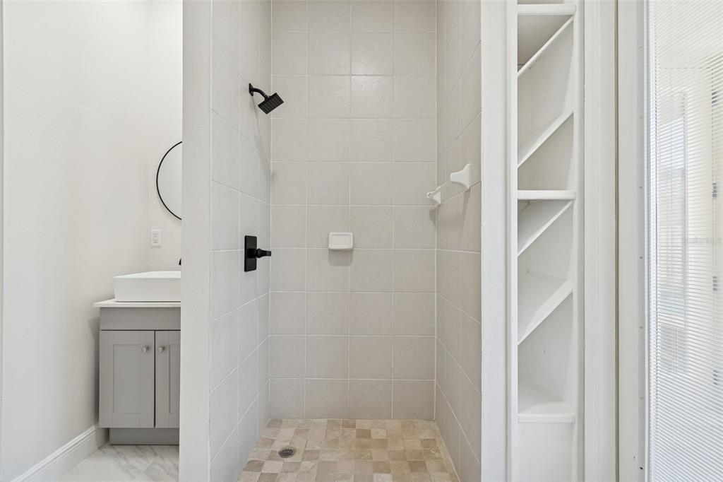 18909 Apian Way Lutz, FL 33558 - Photo 20 of 66