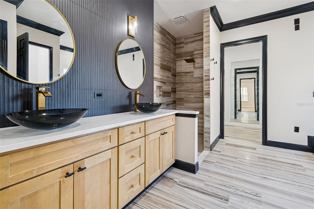 18909 Apian Way Lutz, FL 33558 - Photo 25 of 66