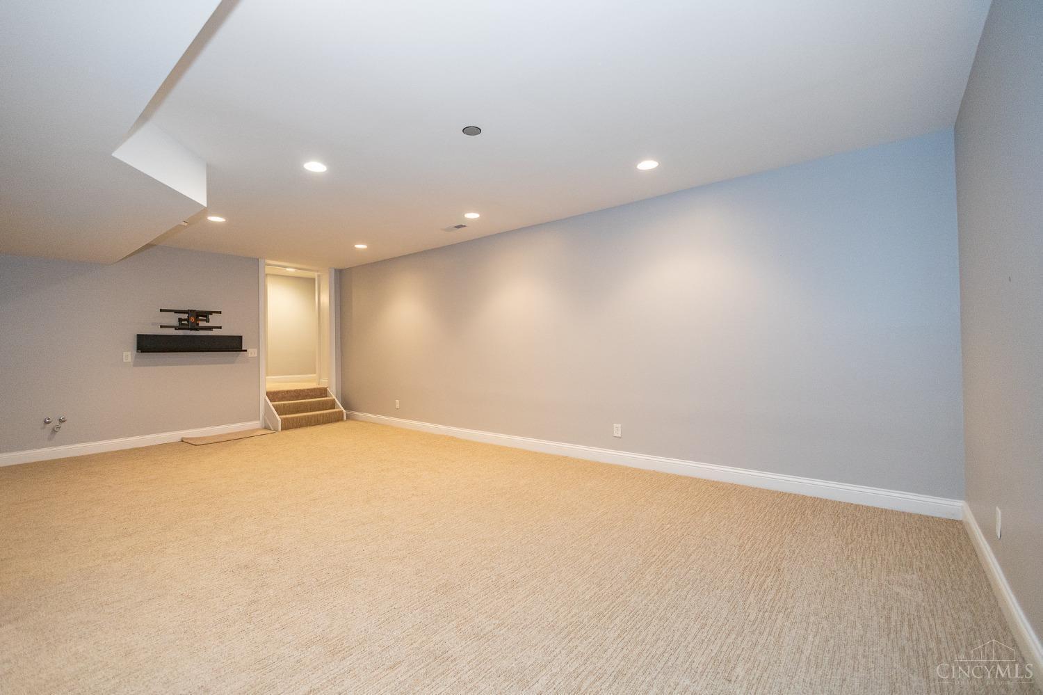 9740 Zig Zag Road Cincinnati, OH 45242 - Photo 31 of 41