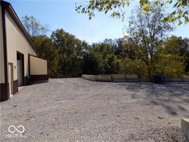 $585,000 | 876 West County Road 25 South, Greencastle, IN 46135