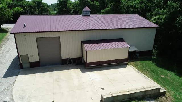 $585,000 | 876 West County Road 25 South, Greencastle, IN 46135