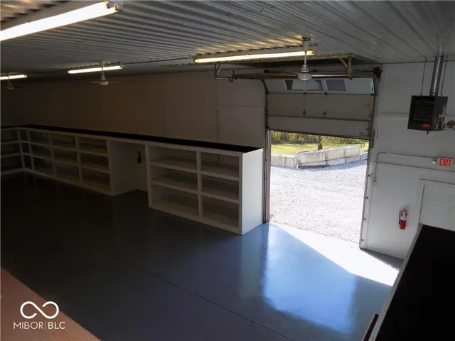 $585,000 | 876 West County Road 25 South, Greencastle, IN 46135