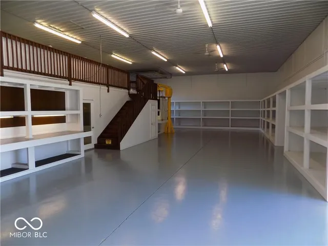 $585,000 | 876 West County Road 25 South, Greencastle, IN 46135