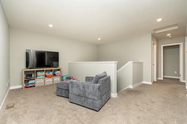 $629,900 | 3165 Sunshine Curve Northwest, Prior Lake, MN 55352