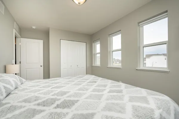 $629,900 | 3165 Sunshine Curve Northwest, Prior Lake, MN 55352