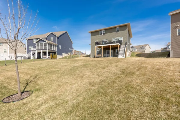 $629,900 | 3165 Sunshine Curve Northwest, Prior Lake, MN 55352