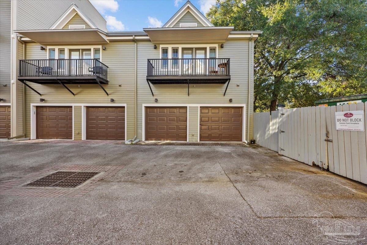 214 East La Rua Street Pensacola, FL 32501 - Photo 5 of 36
