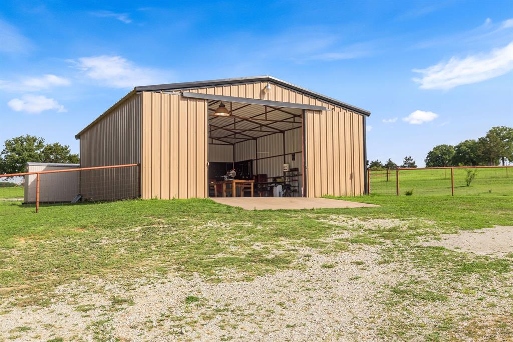 2403 County Road 2224 Decatur, TX 76234 - Photo 15 of 40