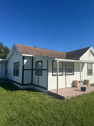 a house view with a sitting space