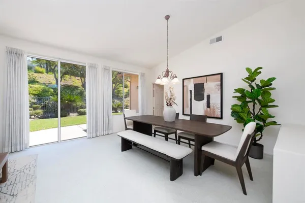 $1,149,000 | 3262 Camino Marzagan, Escondido, CA 92029