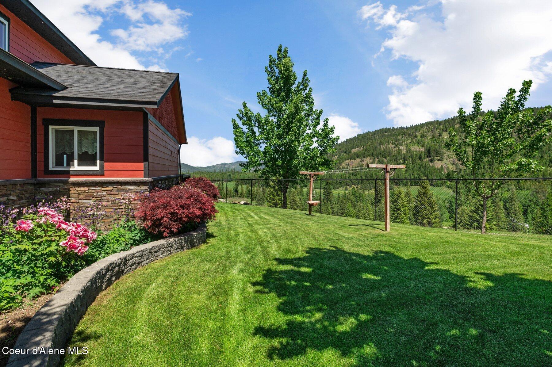 2902 Jewel Lake Road Sagle, ID 83860 - Photo 14 of 51 Lush Landscaping
