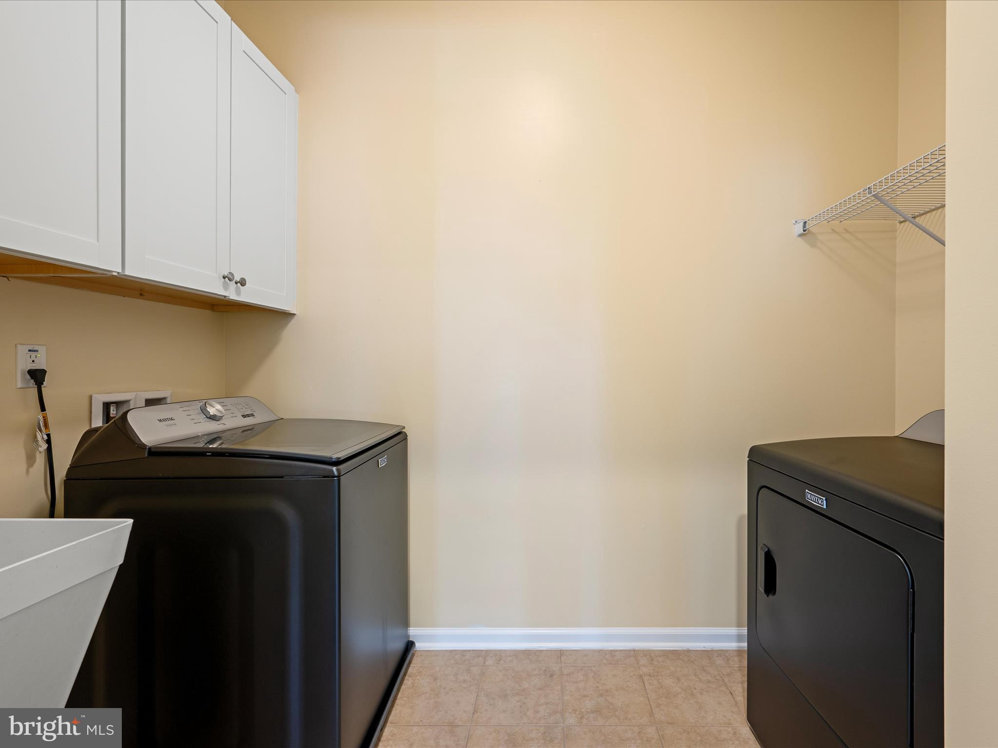 44322 Stableford Square Ashburn, VA 20147 - Photo 27 of 63 Main Level Laundry